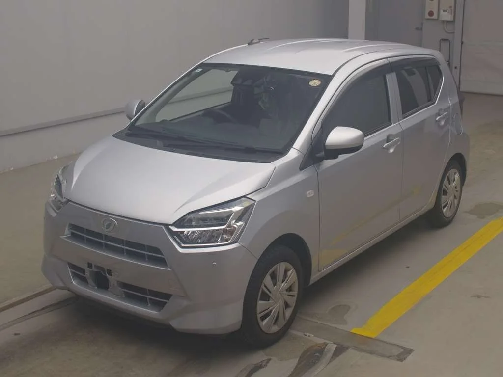 Daihatsu Mira e:S LA350S 2021